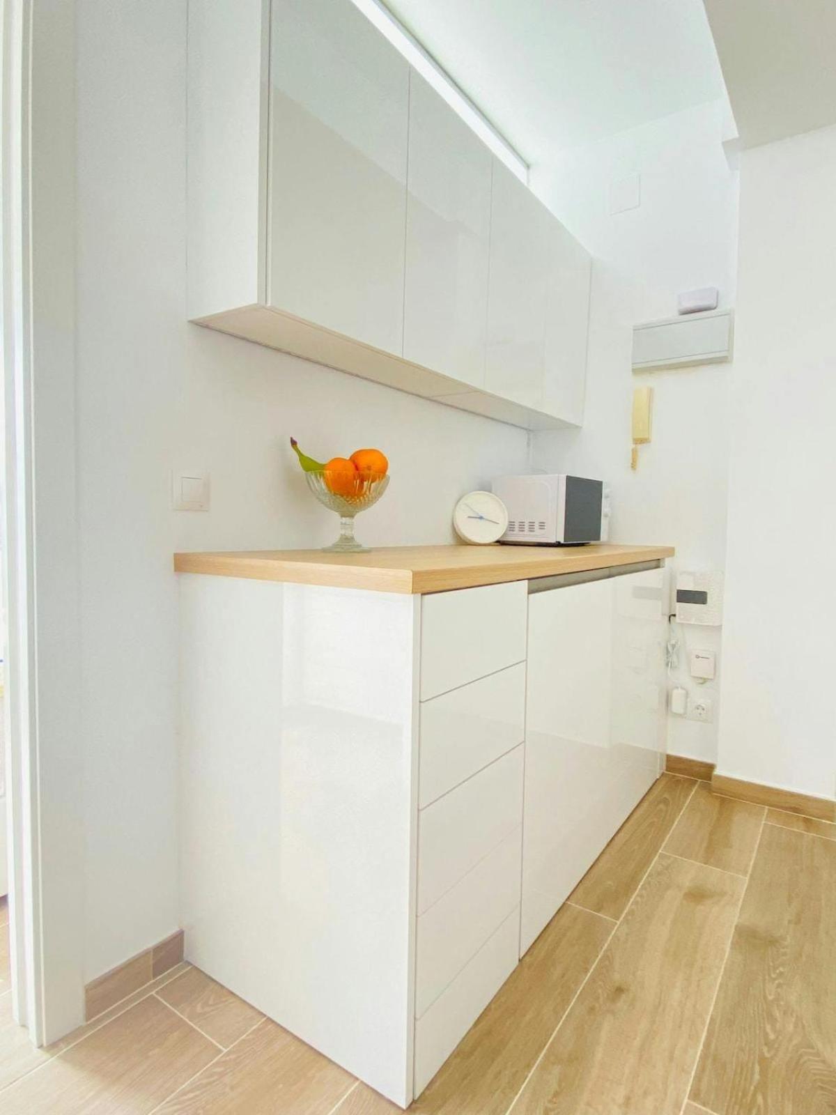 Apartamento Luminoso Atico Con Vistas Al Mar En